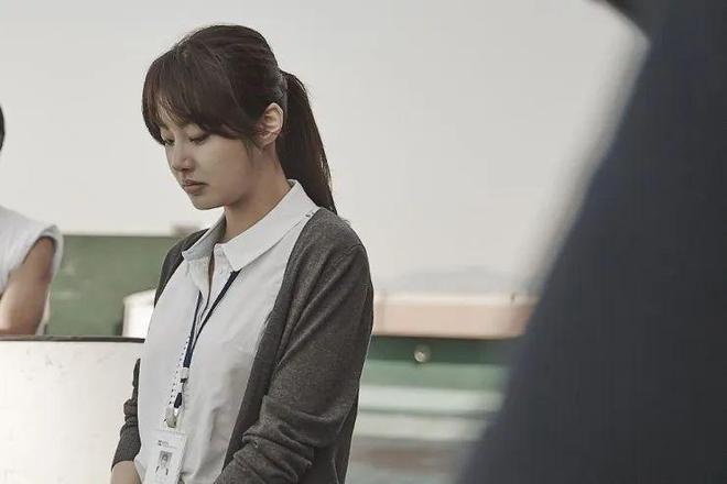 无法落户上海法院：公司赔偿5万元OG视讯实习公司误缴社保致应届生(图2)